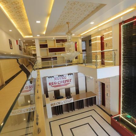 Hotel Sahib'S Red Carpet - Family & Corporate Hotel Chain Agra  Buitenkant foto